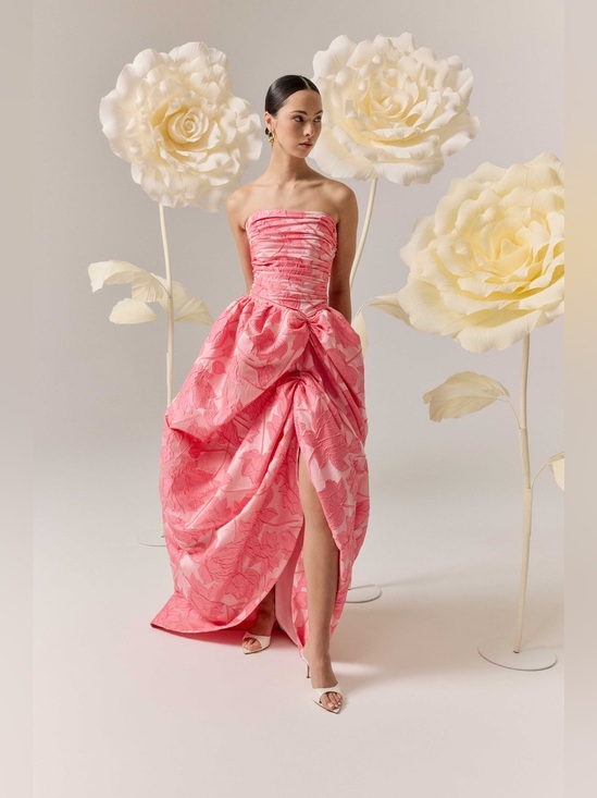 Elliatt Dresses & Skirts - ELLIATT Dionne Strapless Gown in Pink Floral Evening Gown Size S NWT